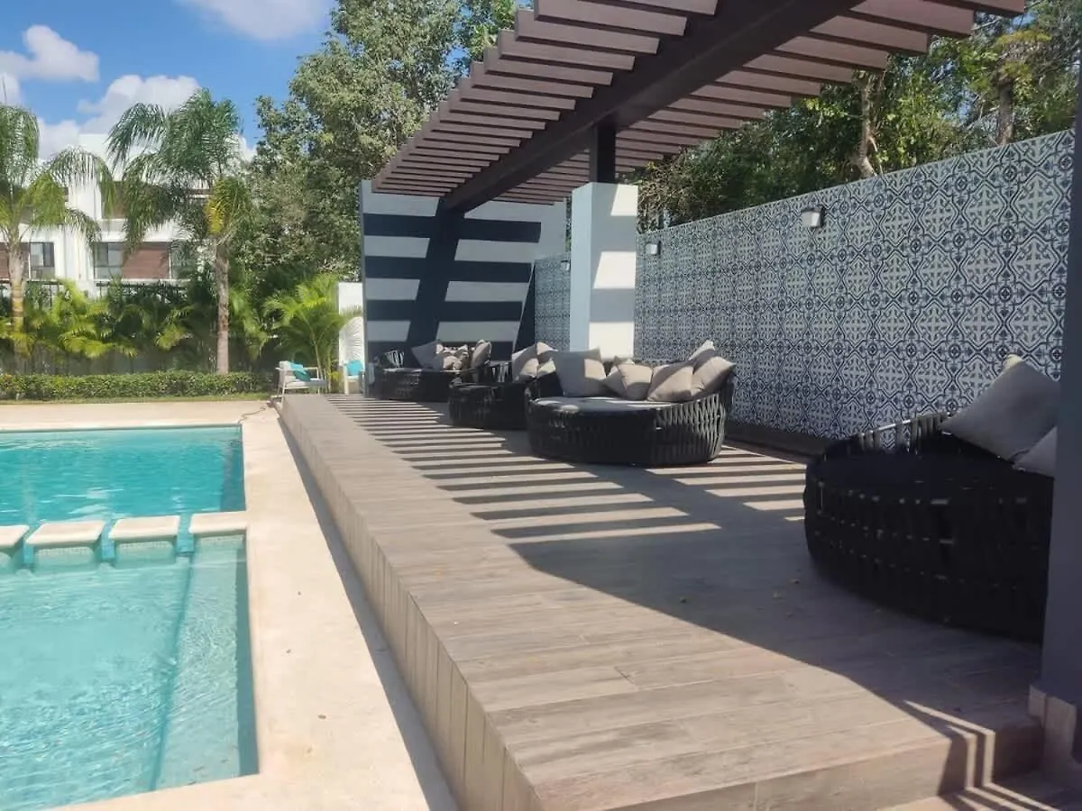 Moderna Villa 3 Pisos Condominio פלאייה דל כרמן 0*,  מקסיקו